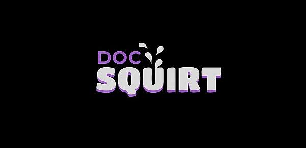  DocSquirt - Hot curly chick enjoys getting her pussy squirting